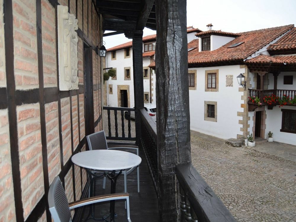 Akla Suites Con Jacuzzi Santillana Santillana del Mar Exterior photo